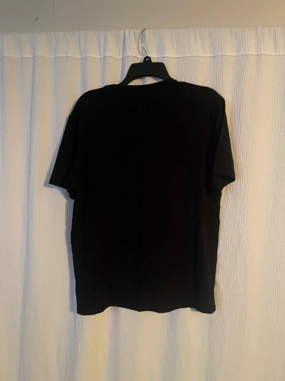 GUESS Black Short Sleeve Crew Neck Tee - Picture 7 of 9
